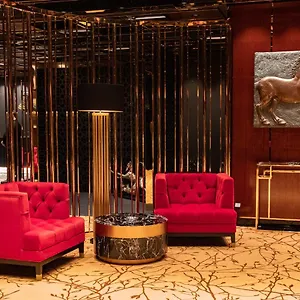 ホテル Mandarin Club House, バトゥーミ